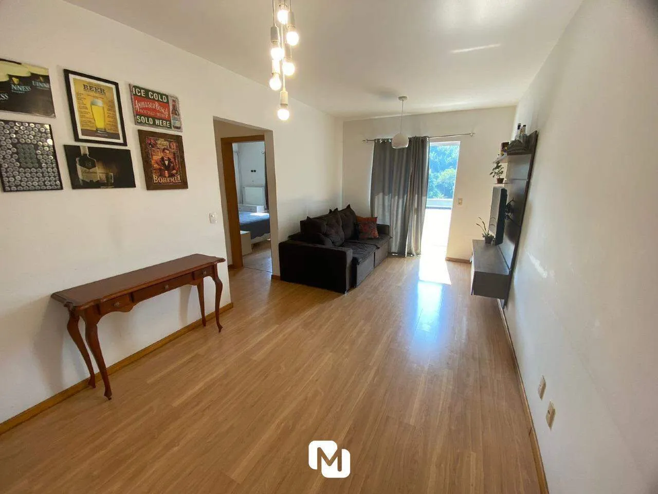 Venda de Apartamento semimobiliado com 2 Dormitórios , sacada, elevador, churrasqueira e área de festas! — foto 6
