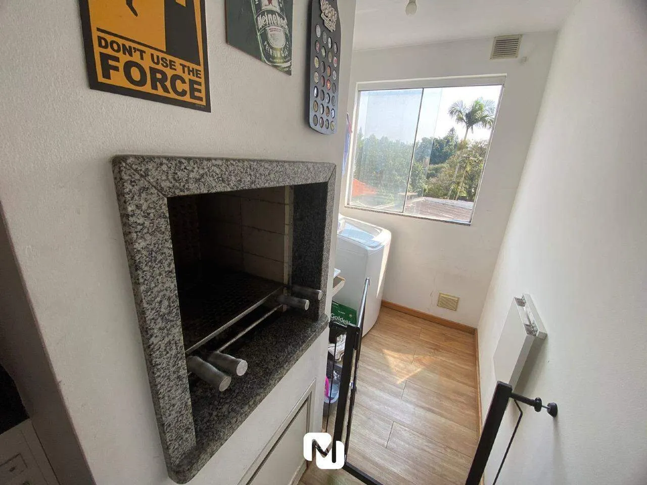 Venda de Apartamento semimobiliado com 2 Dormitórios , sacada, elevador, churrasqueira e área de festas! — foto 3