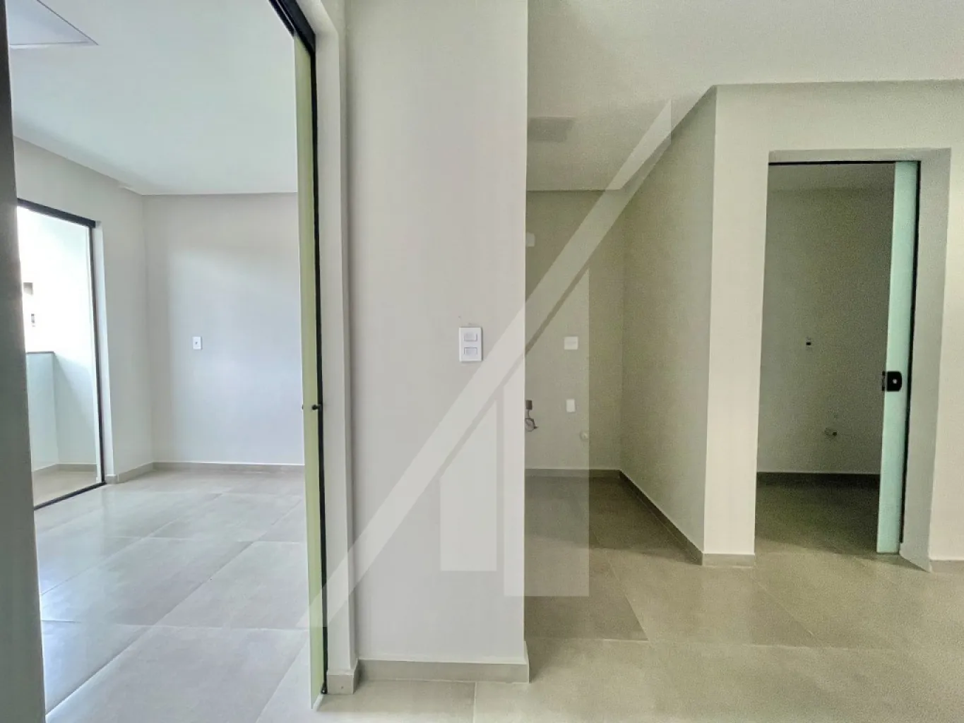 APARTAMENTOS DE UM DORMITÓRIO - BAIRRO ITOUPAVA CENTRAL — foto 6