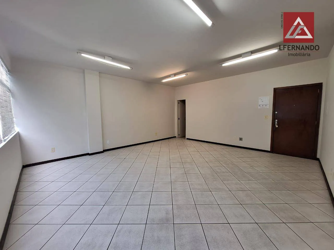 Sala para alugar, 35 m - Centro (Blumenau) - Blumenau/SC — foto 6