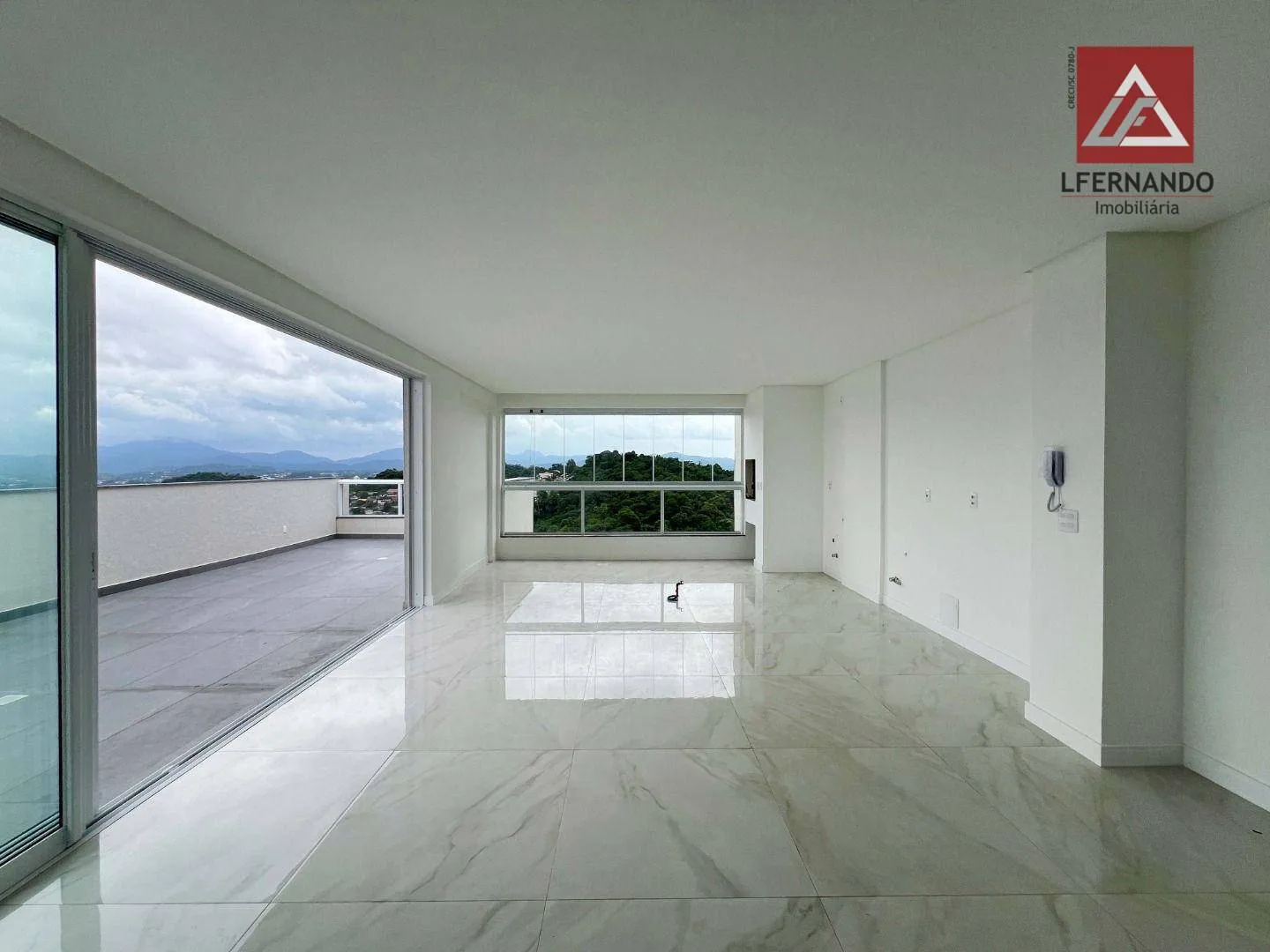 Cobertura duplex com 3 suítes à venda, 220 m por R$ 1.800.000 - Escola Agrícola - Blumenau/SC - foto 1