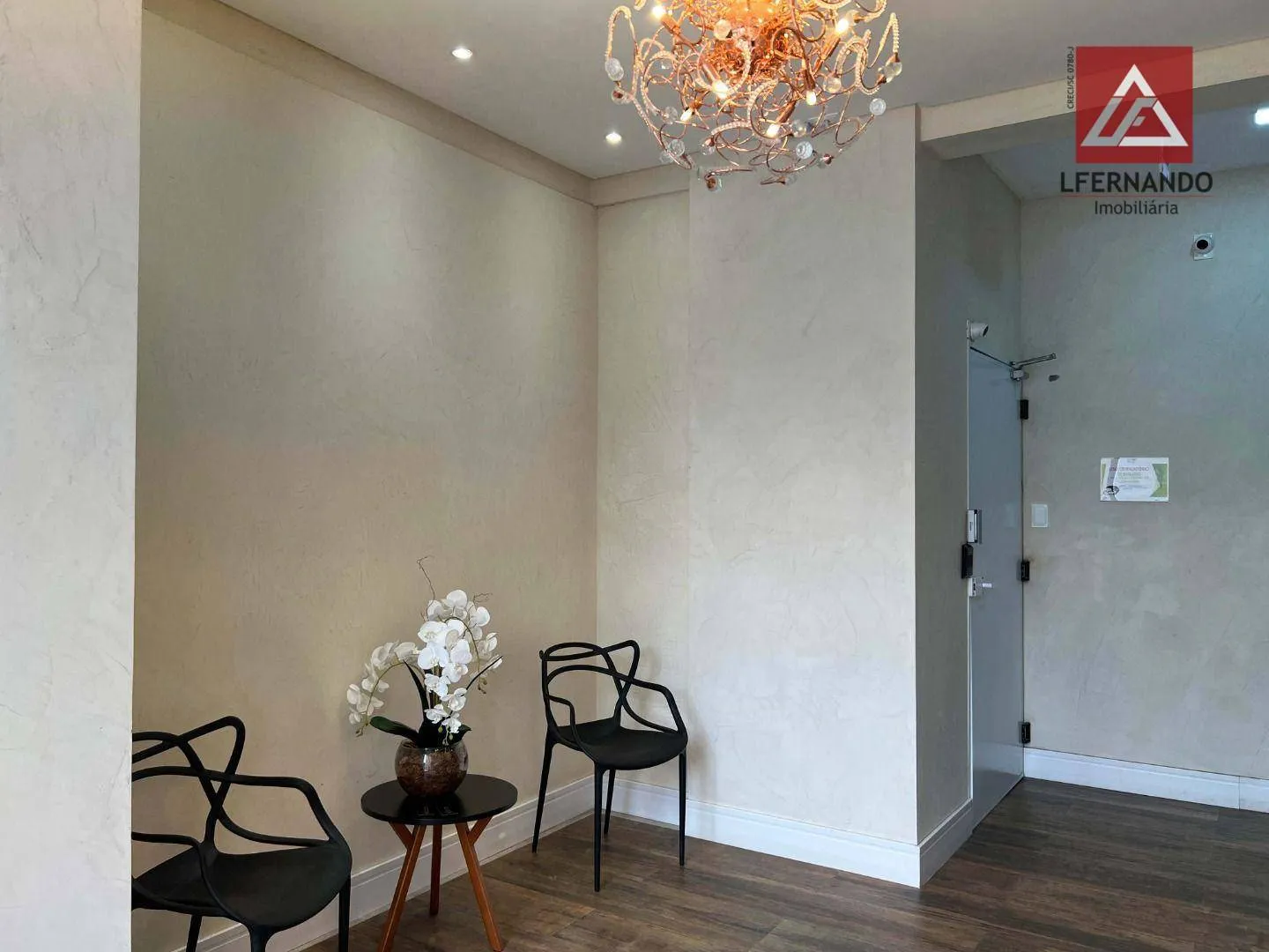 Apartamento com 2 dormitórios, sendo 1 suíte à venda, 72 m por R$ 570.000 - Água Verde - Blumenau/SC — foto 2