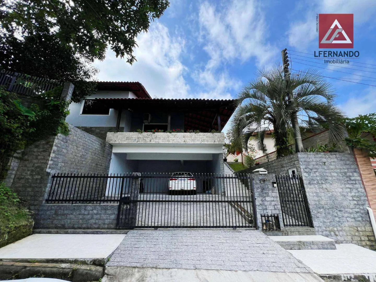 Casa com 3 dormitórios, sendo 1 suíte à venda, 179 m por R$ 1.550.000 - Escola Agrícola - Blumenau/SC - foto 1