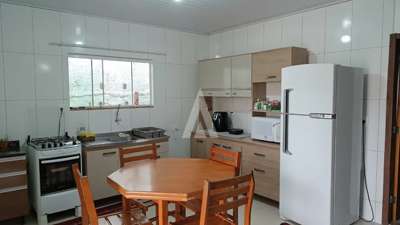 Casa com 1 suíte mais 2 quartos à venda no bairro Jardim Iririú em Joinville - SC, de R$ 490.000 por R$ 460.000,00 — foto 3