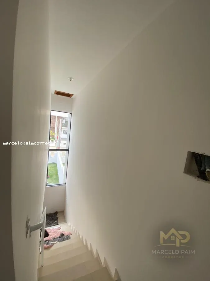 Sobrado para Venda em São José, Forquilhas, 2 dormitórios, 2 suítes, 3 banheiros, 2 vagas — foto 2