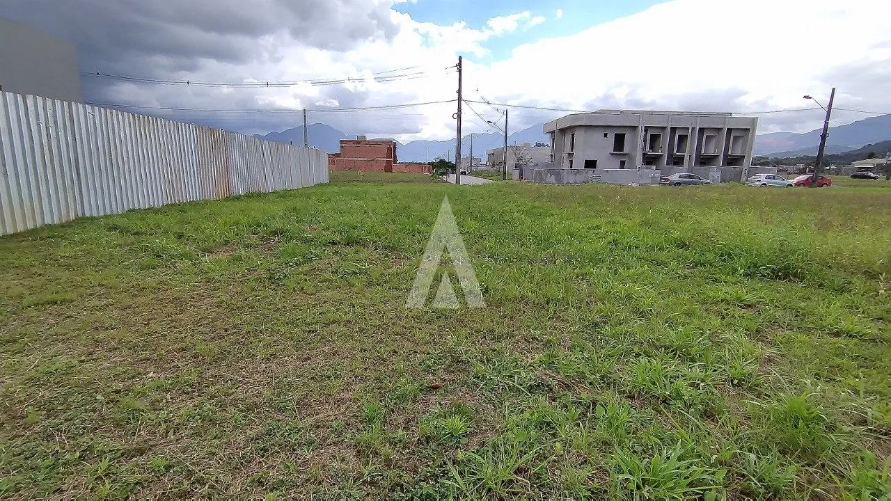 Terreno à venda no bairro Vila Nova em Joinville, por R$ 380.000.00. — foto 2