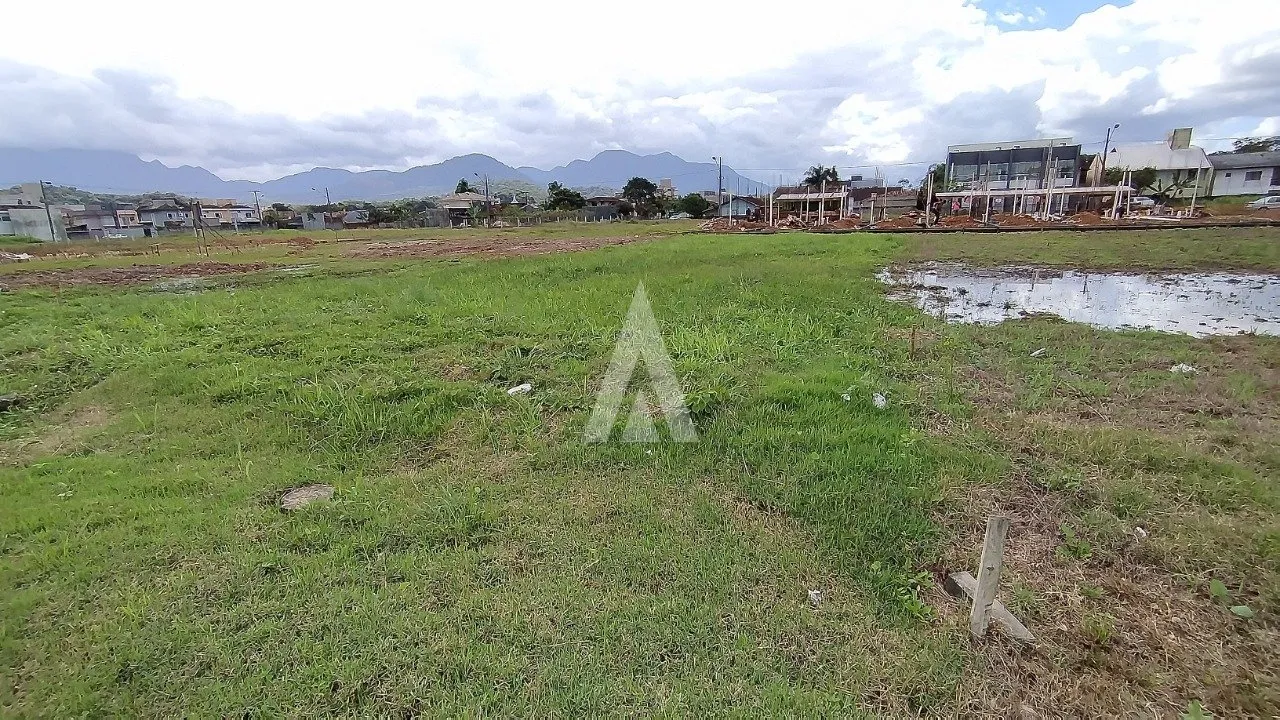 Terreno à venda no bairro Vila Nova em Joinville, por R$ 520.000.00. — foto 2