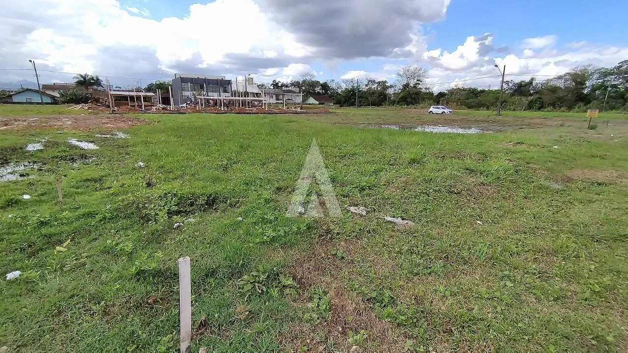 Terreno à venda no bairro Vila Nova em Joinville, por R$ 520.000.00. — foto 4