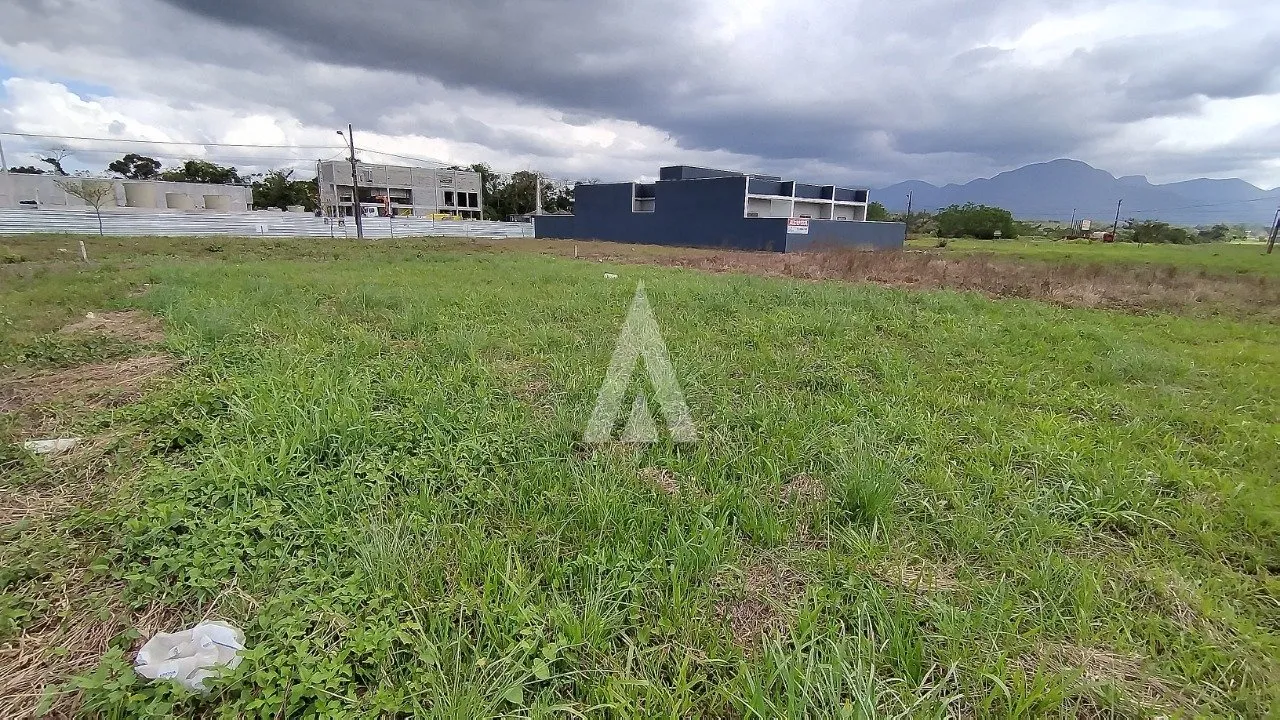 Terreno à venda no bairro Vila Nova em Joinville, por R$ 590.000.00. - foto 1