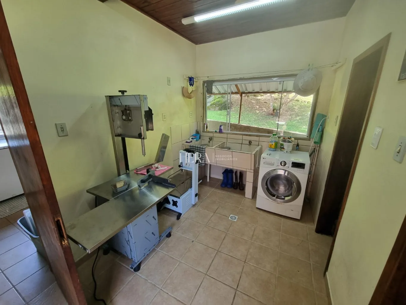 Belo sítio a venda em Benedito Novo, sítio perfeito para você que quer uma estrutura pronta para atender você e sua família — foto 6