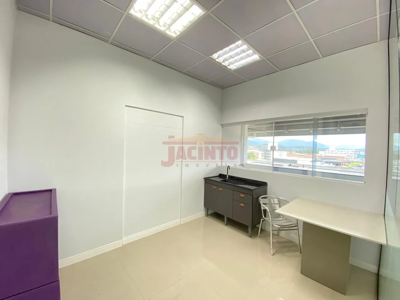 Sala comercial com aproximadamente 173,58m Itoupava Office Bairro Itoupava Central. — foto 5