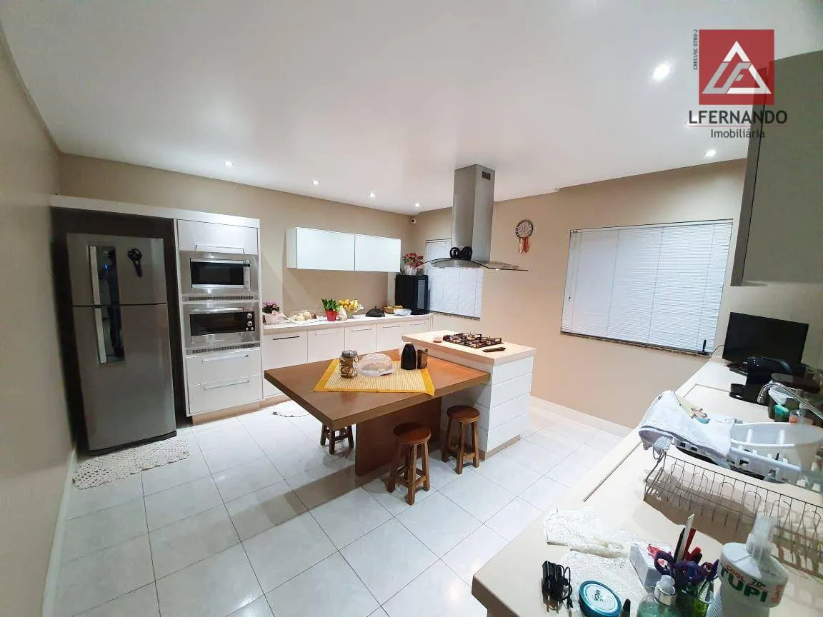 Casa com 3 dormitórios, sendo 1 suíte à venda, 344 m por R$ 1.480.000 - Estados - Indaial/Santa Catarina — foto 6