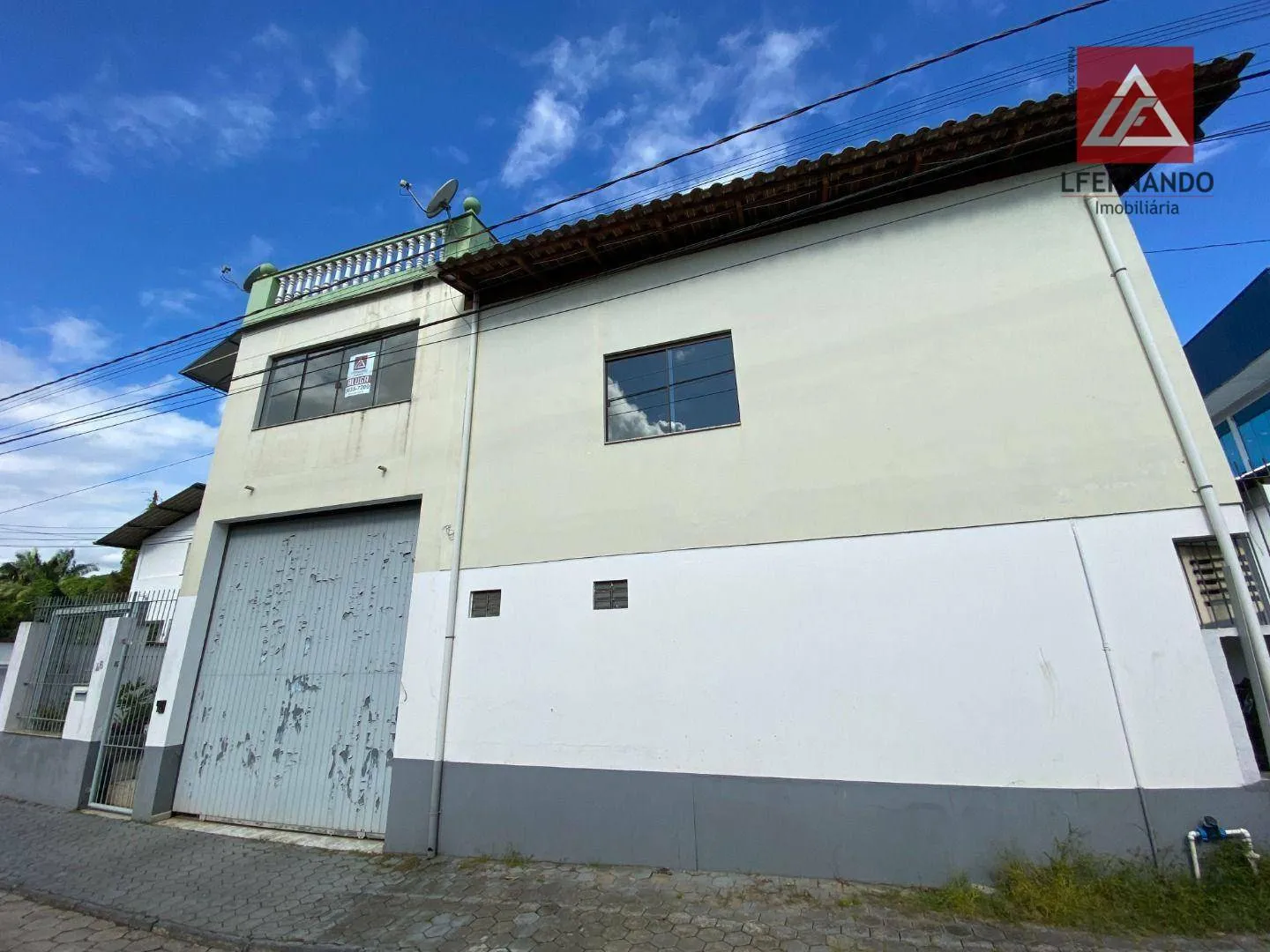 Apartamento com 3 dormitórios, sendo 1 suíte à venda, 228 m por R$ 450.000 - Salto Norte - Blumenau/SC — foto 2