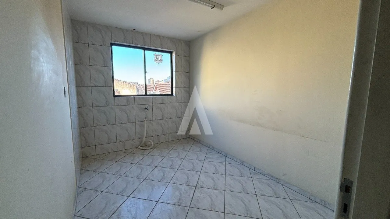 Prédio Comercial à venda no bairro Bucarein em Joinville, por R$ 1.500.000.00. — foto 6