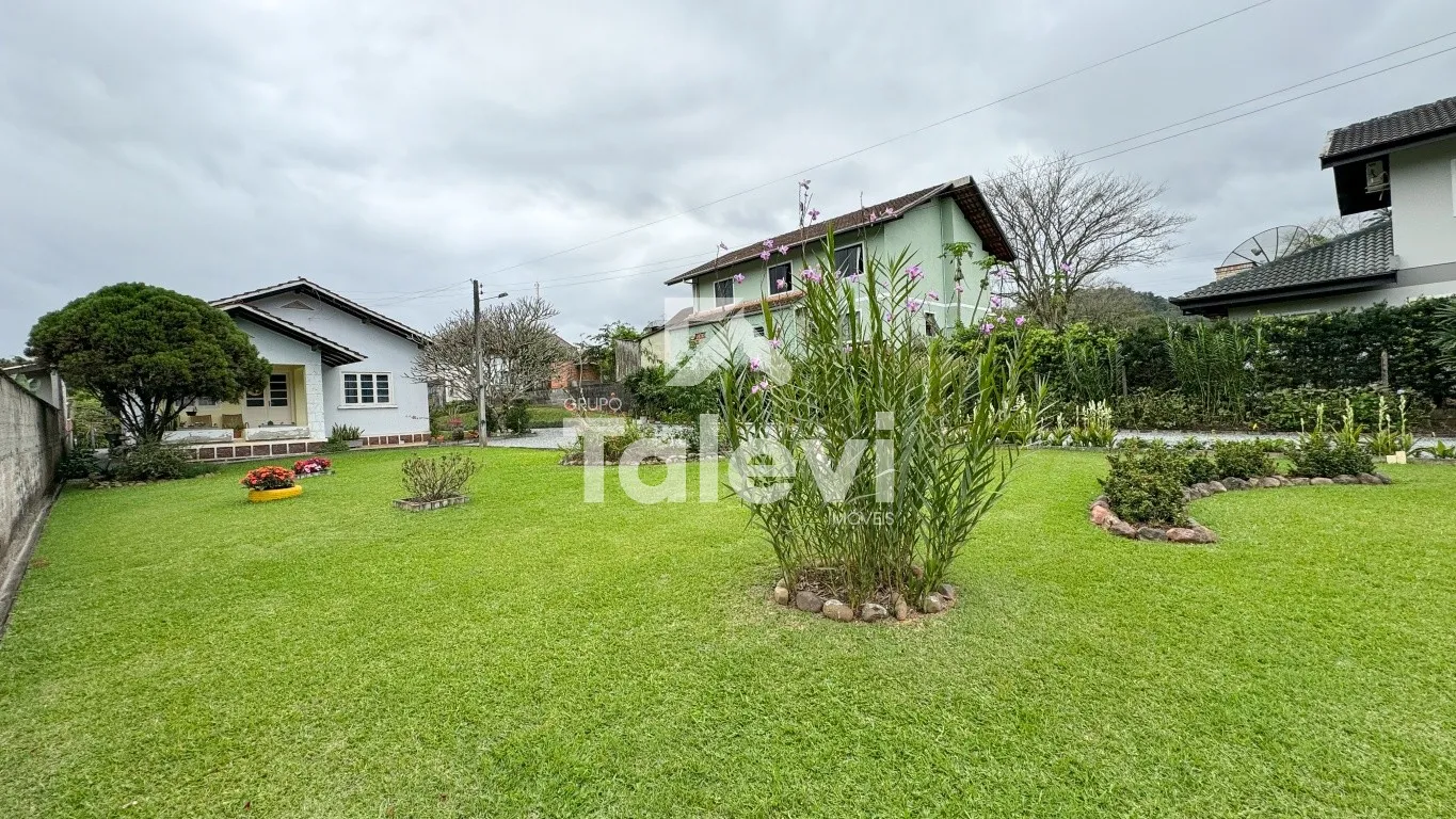 Casa com amplo terreno no centro de Pomerode! — foto 5