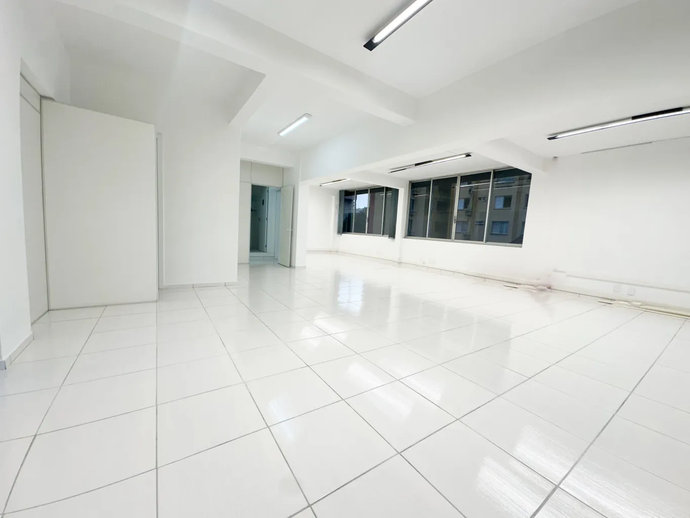 Sala comercial no Centro de Blumenau. — foto 4