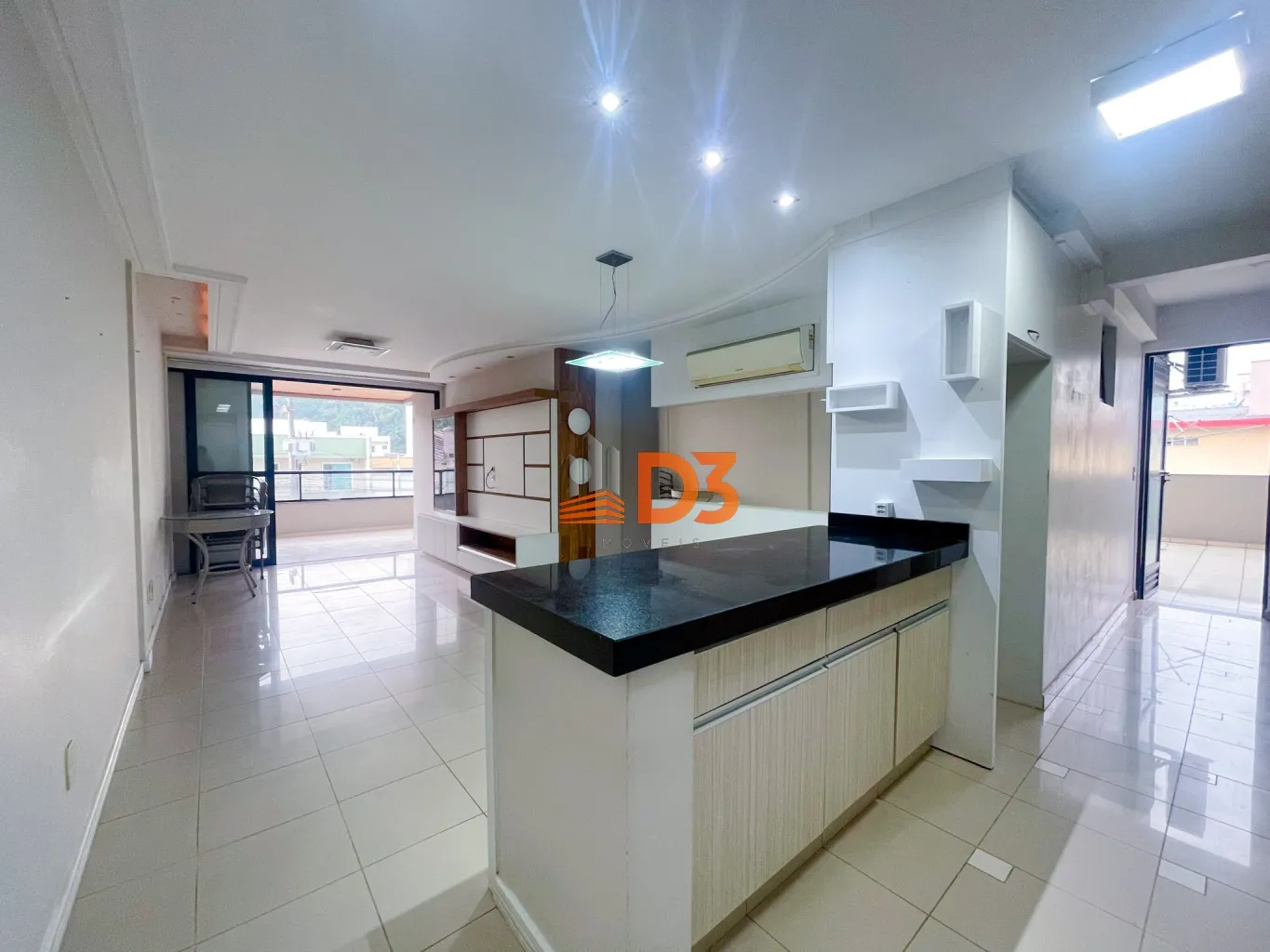 Belíssimo apartamento com 3 suítes no Residencial Montana - foto 1