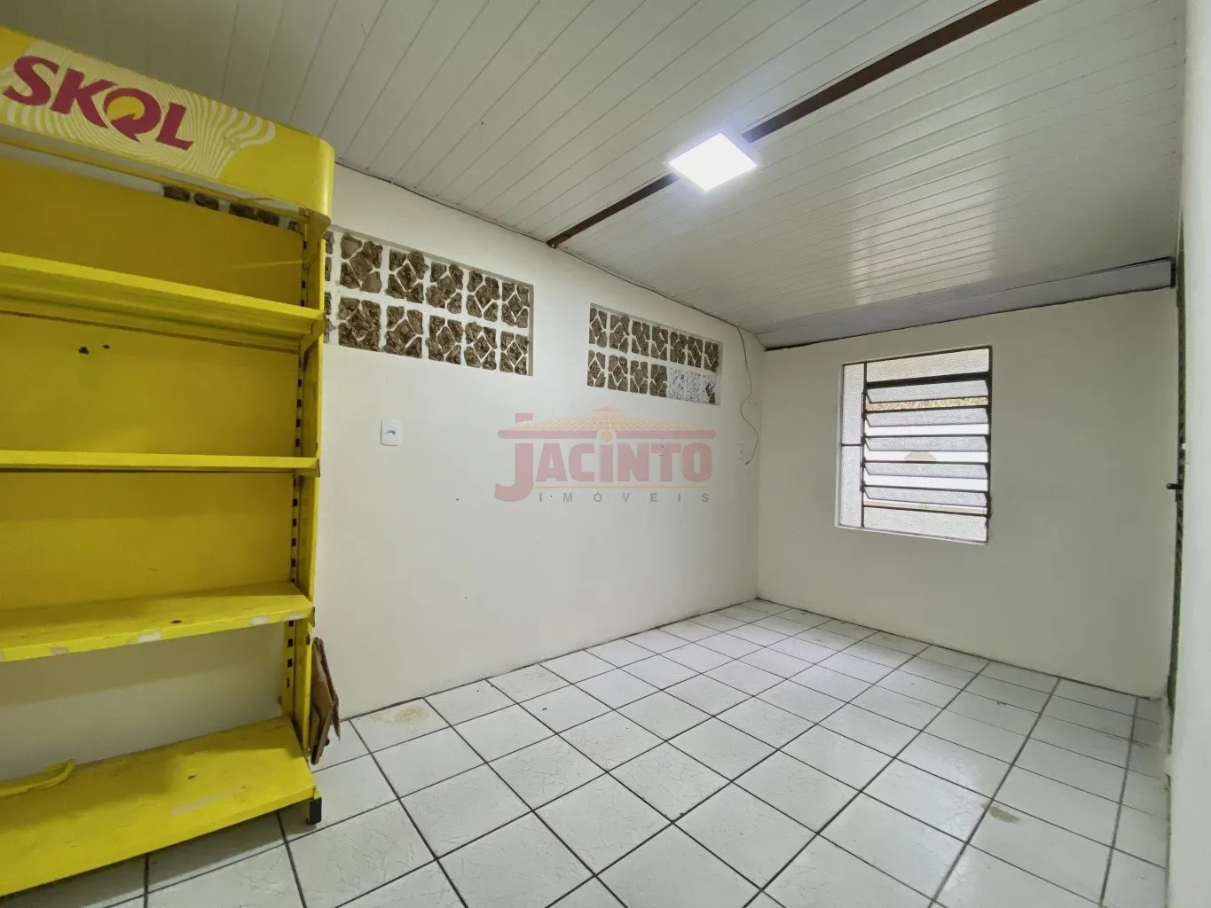 Sala comercial com 65m no Bairro Belchior Central em Gaspar. — foto 5