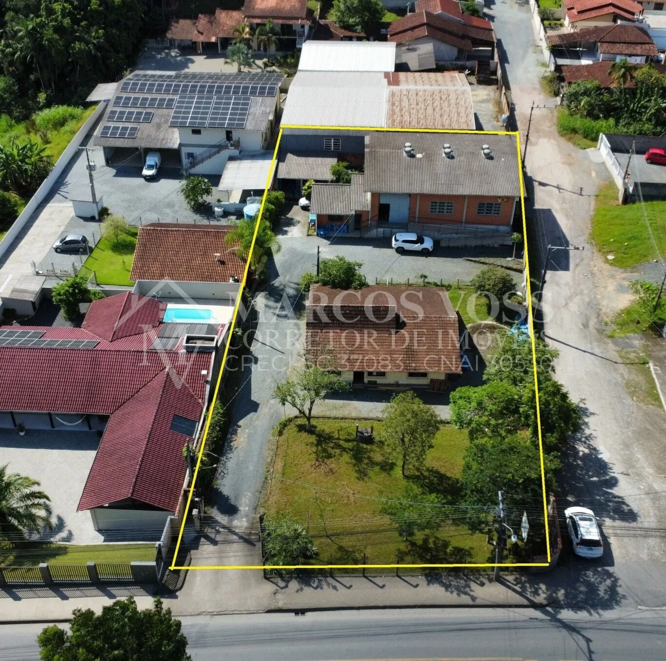 Galpão à venda com 3 quartos, 4 vagas, 550m² no Testo Salto, Blumenau - foto 1