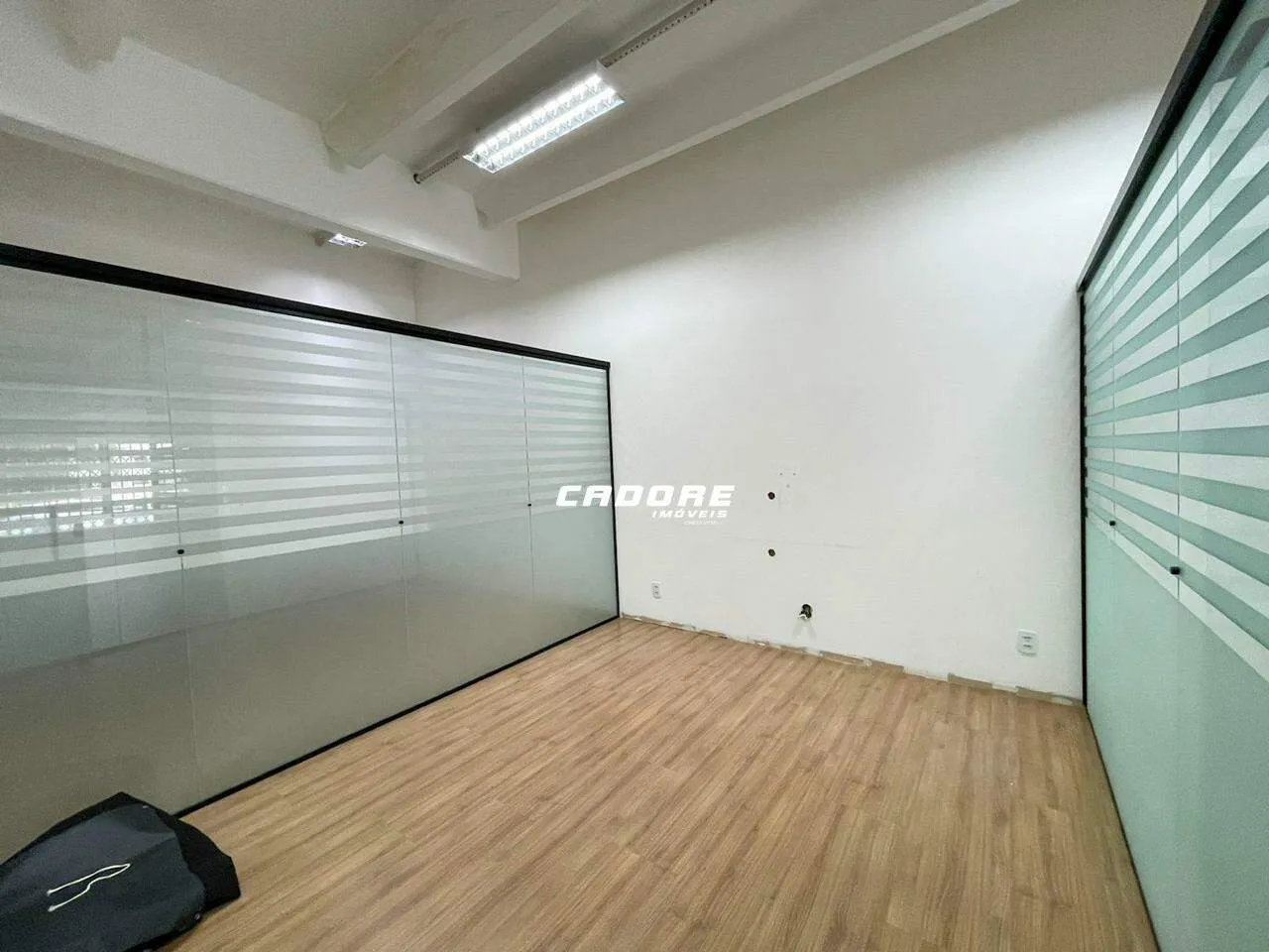 Sala comercial de 148m no bairro Salto do Norte — foto 2
