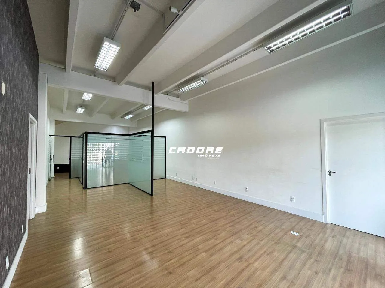 Sala comercial de 148m no bairro Salto do Norte — foto 4