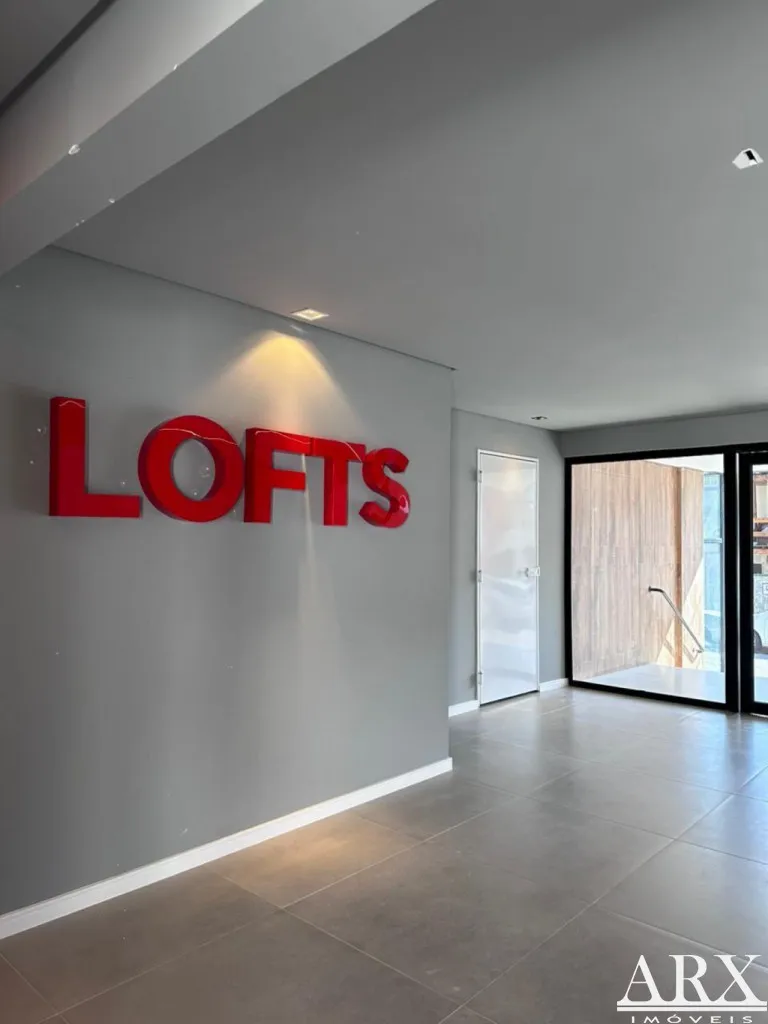 Excelente Loft, novo, mobiliado e equipado, localizado no bairro Garcia - foto 1