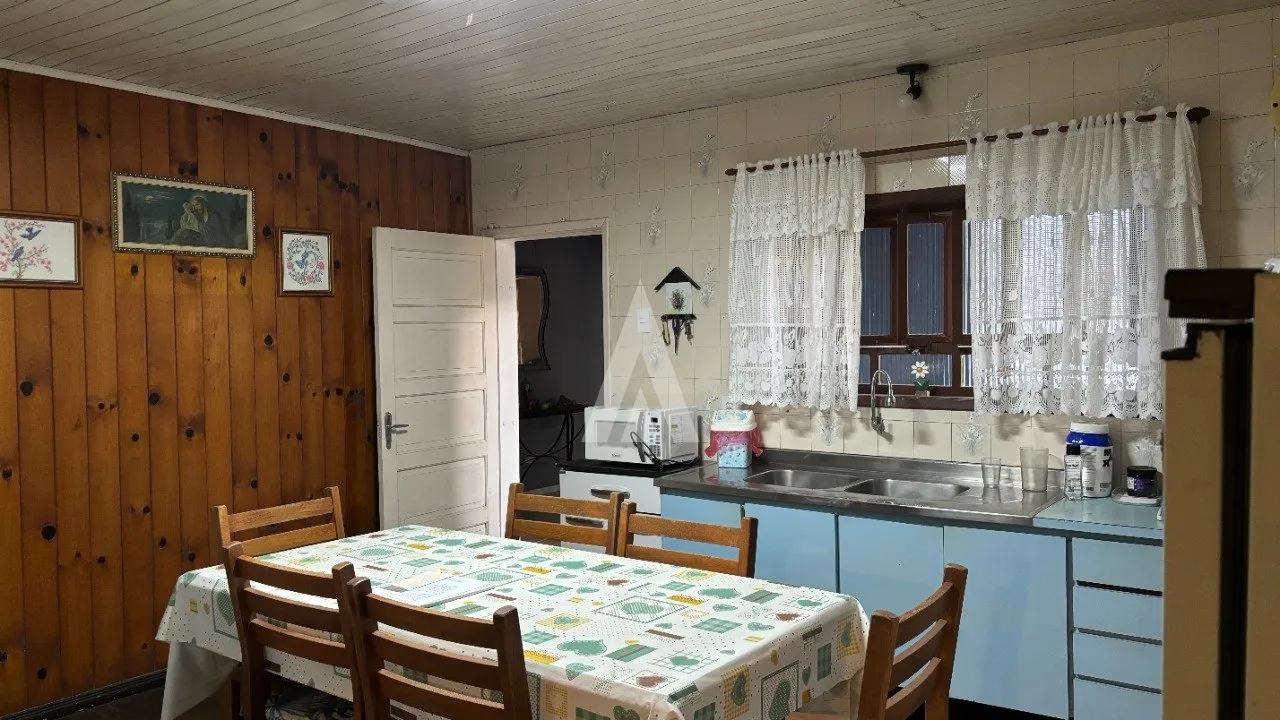 Casa com 3 quarto(s) à venda no bairro Pirabeiraba em Joinville, por R$ 1.380.000.00. — foto 2