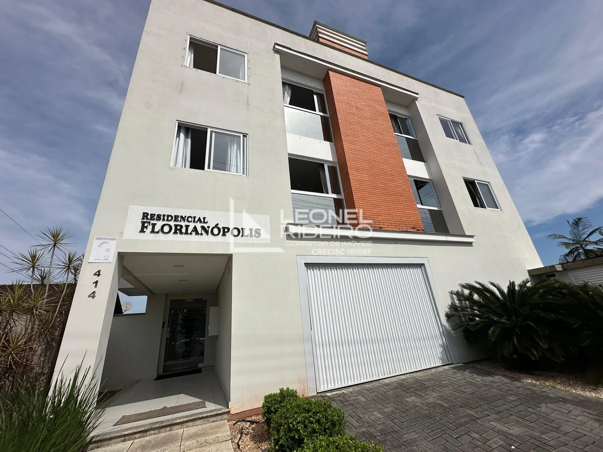 Apartamento à venda com 2 dormitórios, 55,58 m no bairro Das Capitais em Timbó-SC. — foto 4