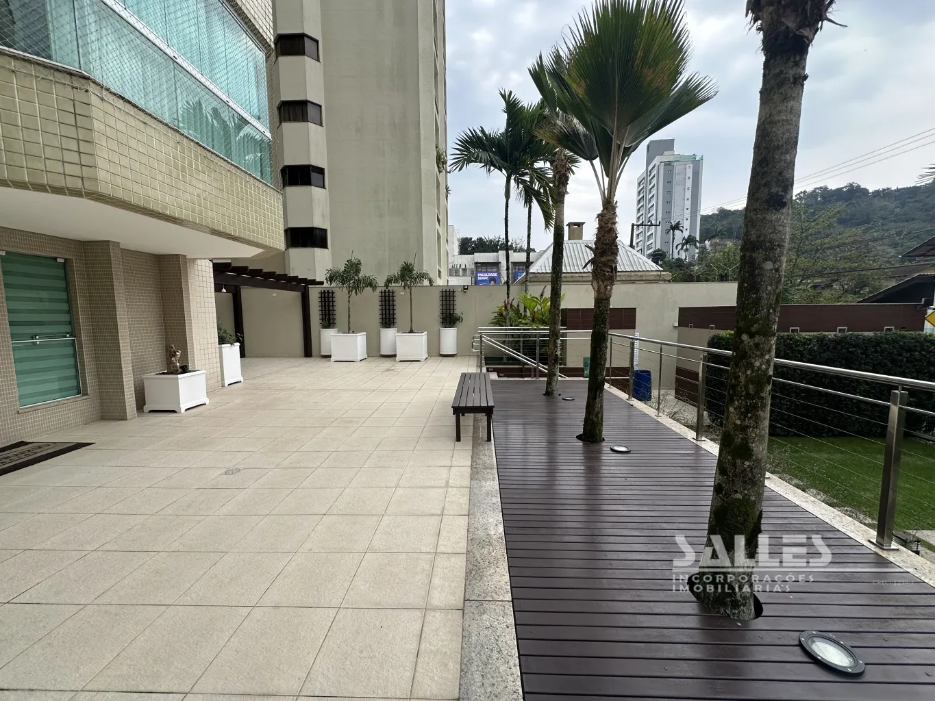 Apto alto padrão 3 suítes - Ponta Aguda — foto 2