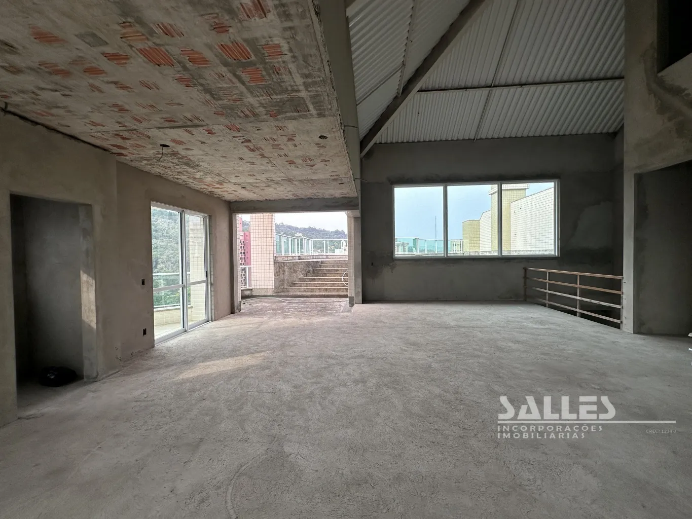 Cobertura duplex alto padrão 4 suítes - Ponta Aguda - foto 1