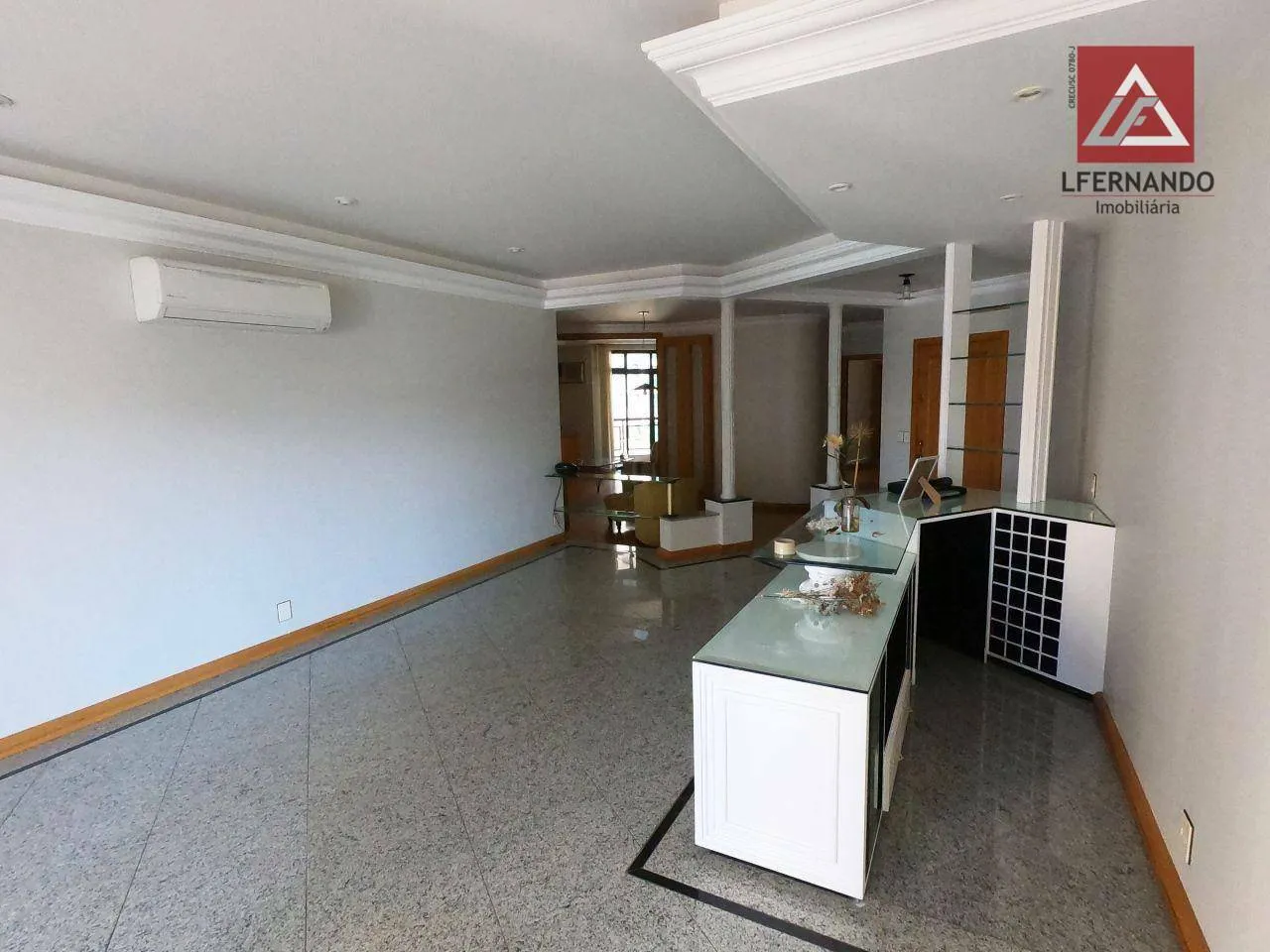 Apartamento com 3 dormitórios, sendo 1 suíte à venda, 240 m por R$ 1.200.000 - Jardim Blumenau - Blumenau/SC — foto 2