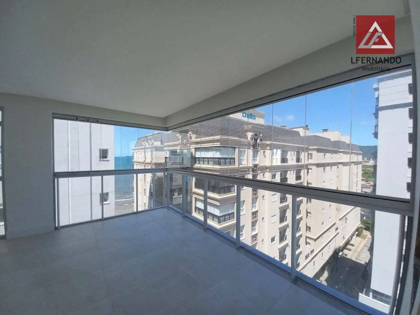 Apartamento com 3 suítes à venda, 131 m por R$ 2.500.000 - Meia Praia - Itapema/SC - foto 1