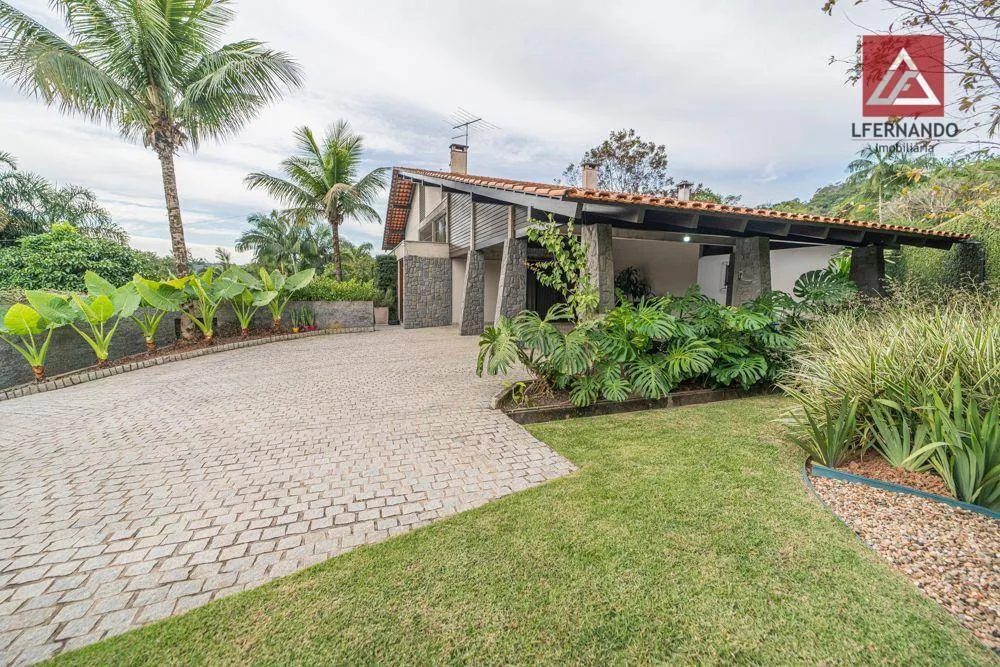 Casa com 3 dormitórios, sendo 2 suítes à venda, 800 m por R$ 6.000.000 - Garcia - Blumenau/SC — foto 3