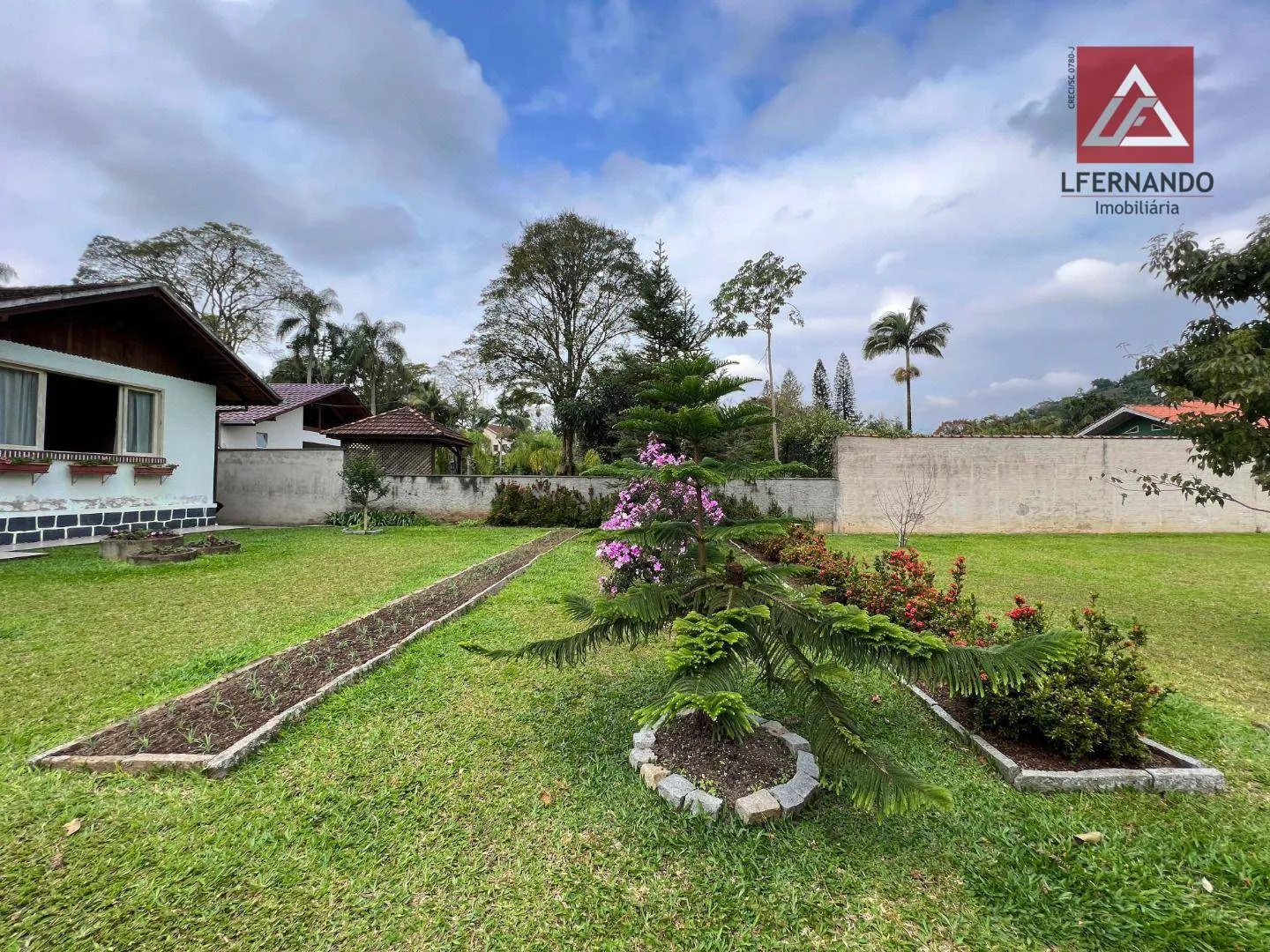Casa com 4 dormitórios, sendo 2 suítes à venda, 274 m por R$ 1.750.000 - Itoupava Seca - Blumenau/SC — foto 6