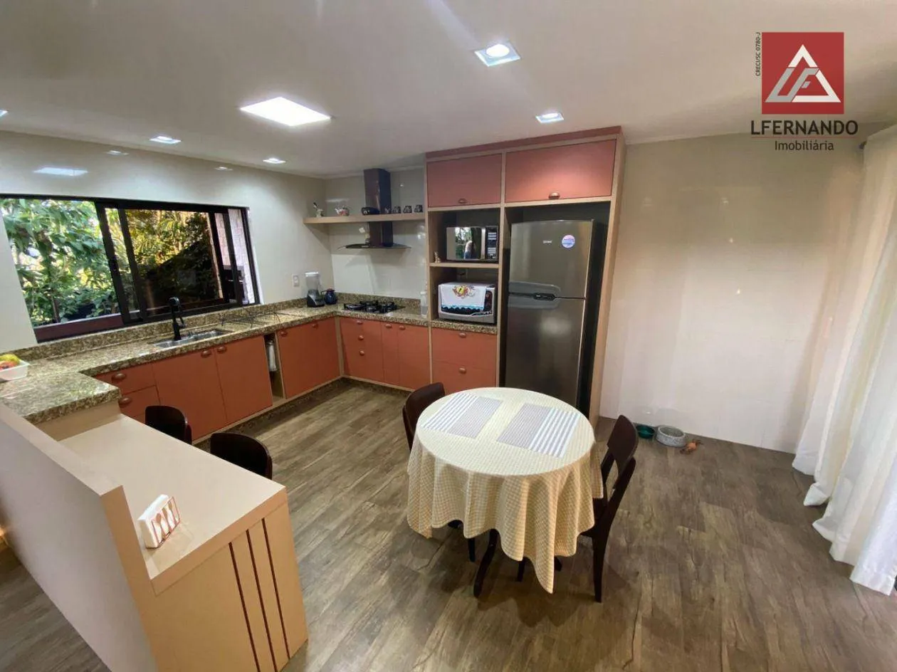 Casa com 3 dormitórios, sendo 2 suítes à venda, 280 m por R$ 1.400.000 - Centro - Pomerode/SC — foto 3