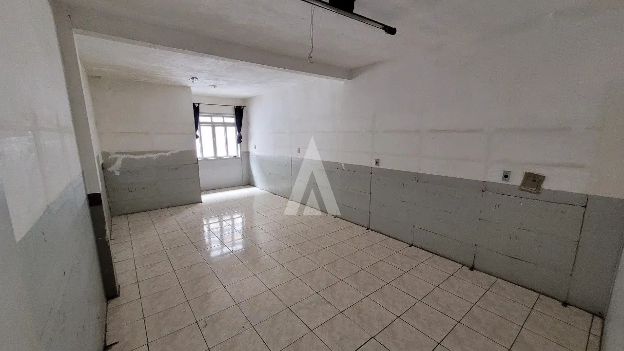 Prédio Comercial à venda no bairro Iririú em Joinville, por R$ 1.100.000.00. — foto 2