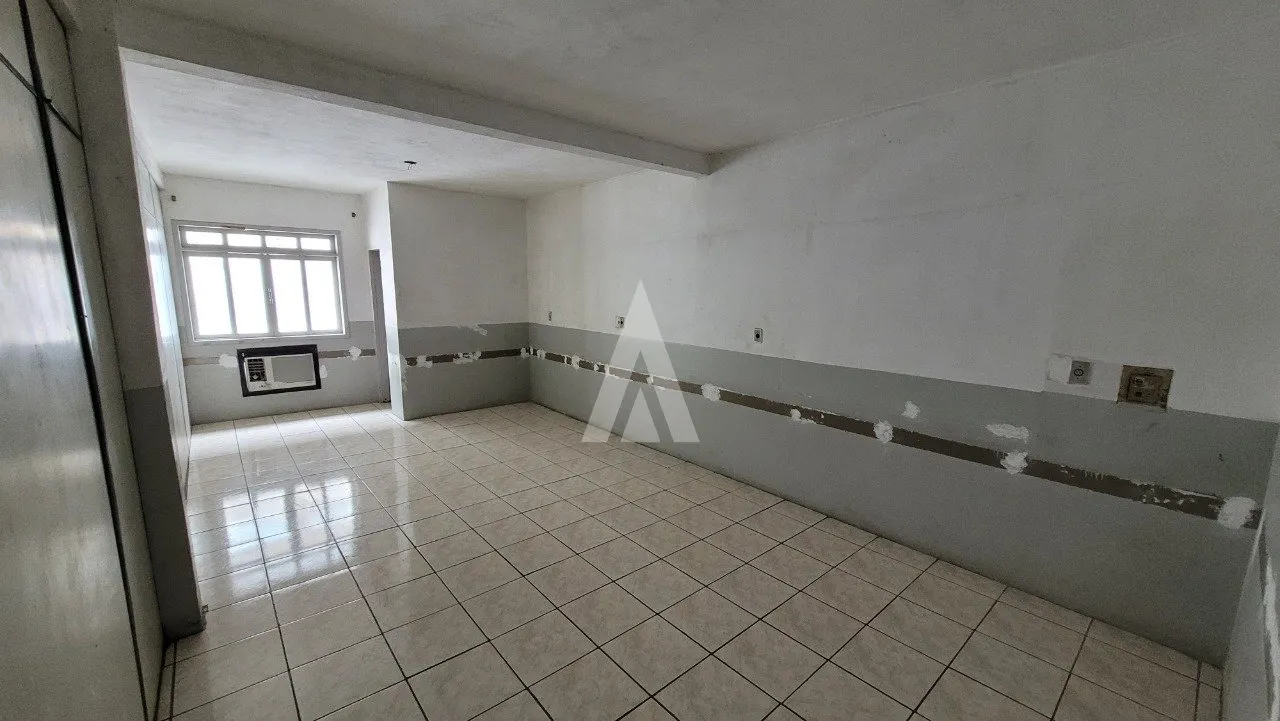 Prédio Comercial à venda no bairro Iririú em Joinville, por R$ 1.100.000.00. — foto 3