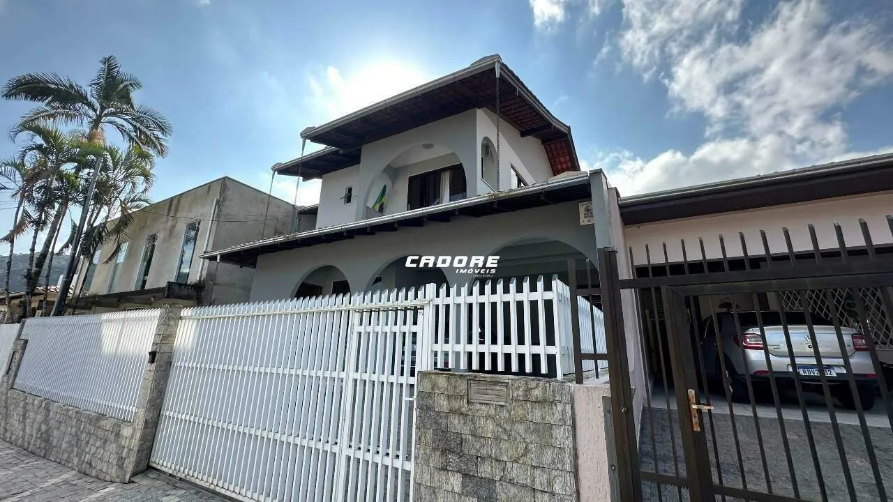 Excelente Residência com 4 Dormitórios no Bairro Garcia I Cadore Imóveis — foto 2