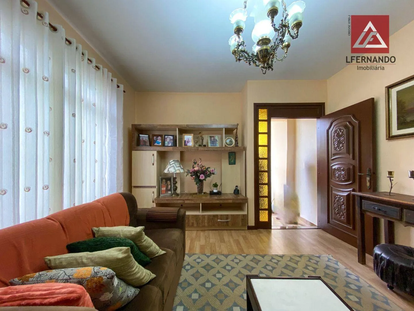 Casa com 6 dormitórios, sendo 2 suítes à venda, 261 m por R$ 1.200.000 - Água Verde - Blumenau/SC — foto 3