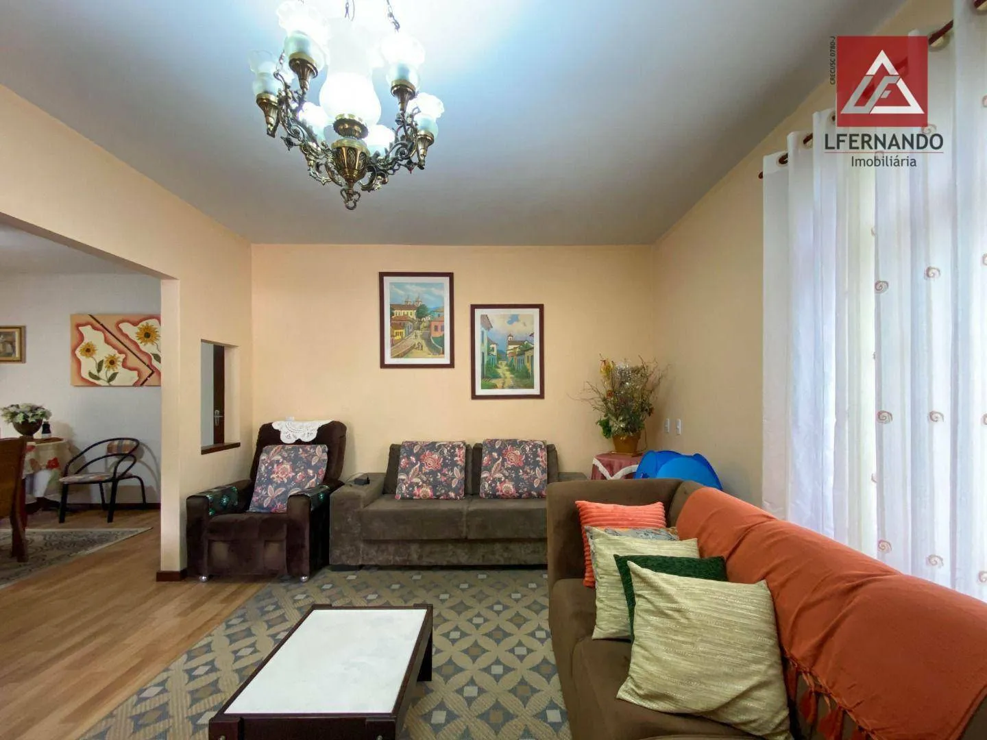 Casa com 6 dormitórios, sendo 2 suítes à venda, 261 m por R$ 1.200.000 - Água Verde - Blumenau/SC — foto 4