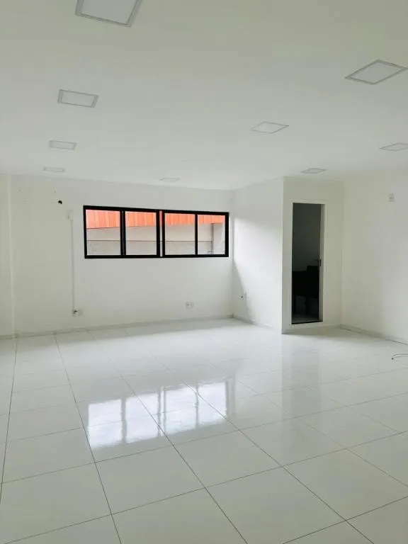 SALA COMERCIAL no BUCAREIN com 0 quartos para LOCAÇÃO, 43 m — foto 3