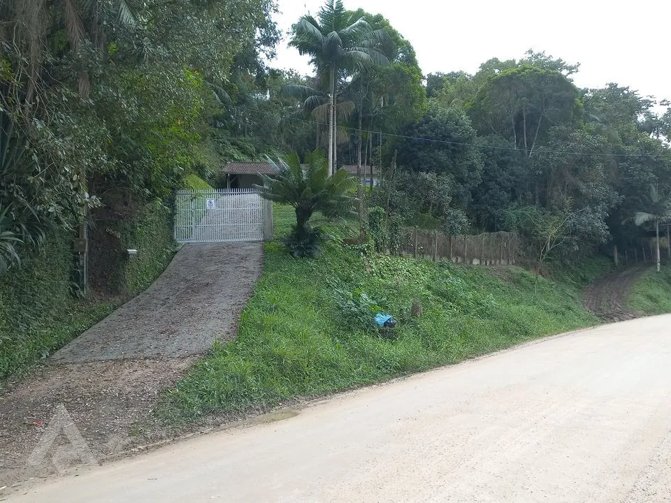 Terreno 42.060,00m à venda por R$530.000,00 - Bairro Macucos - Gaspar/SC - foto 1