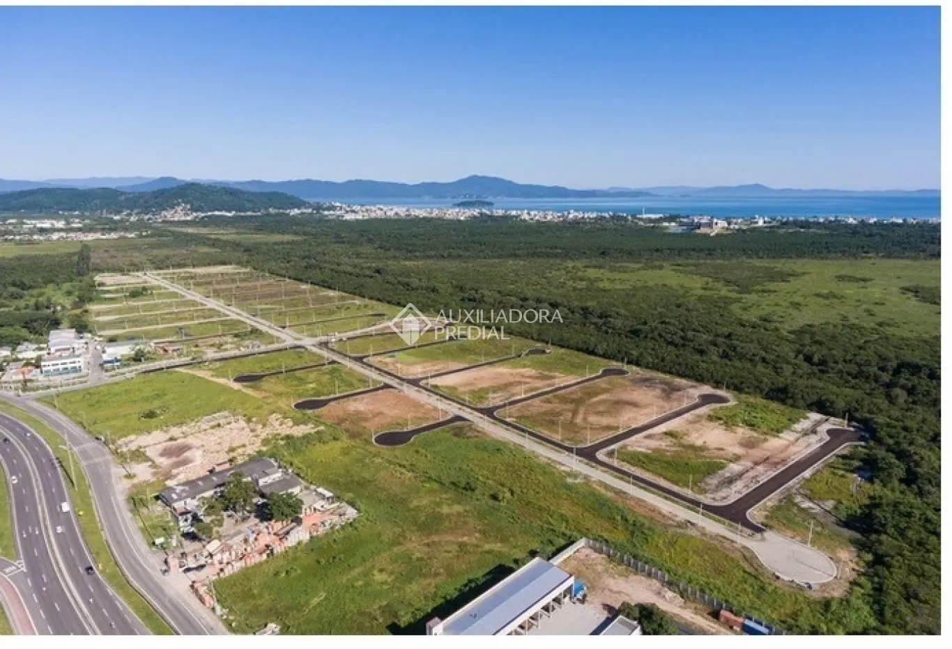 Terreno à venda, 450m² na Armando Calil Bulos no Vargem Grande, Florianópolis — foto 2