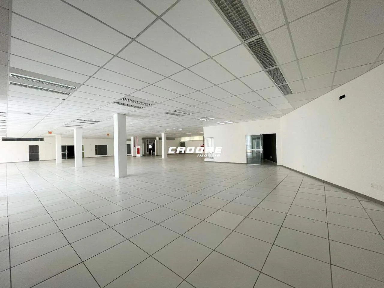 Sala comercial de 2155 mno bairro centro — foto 3
