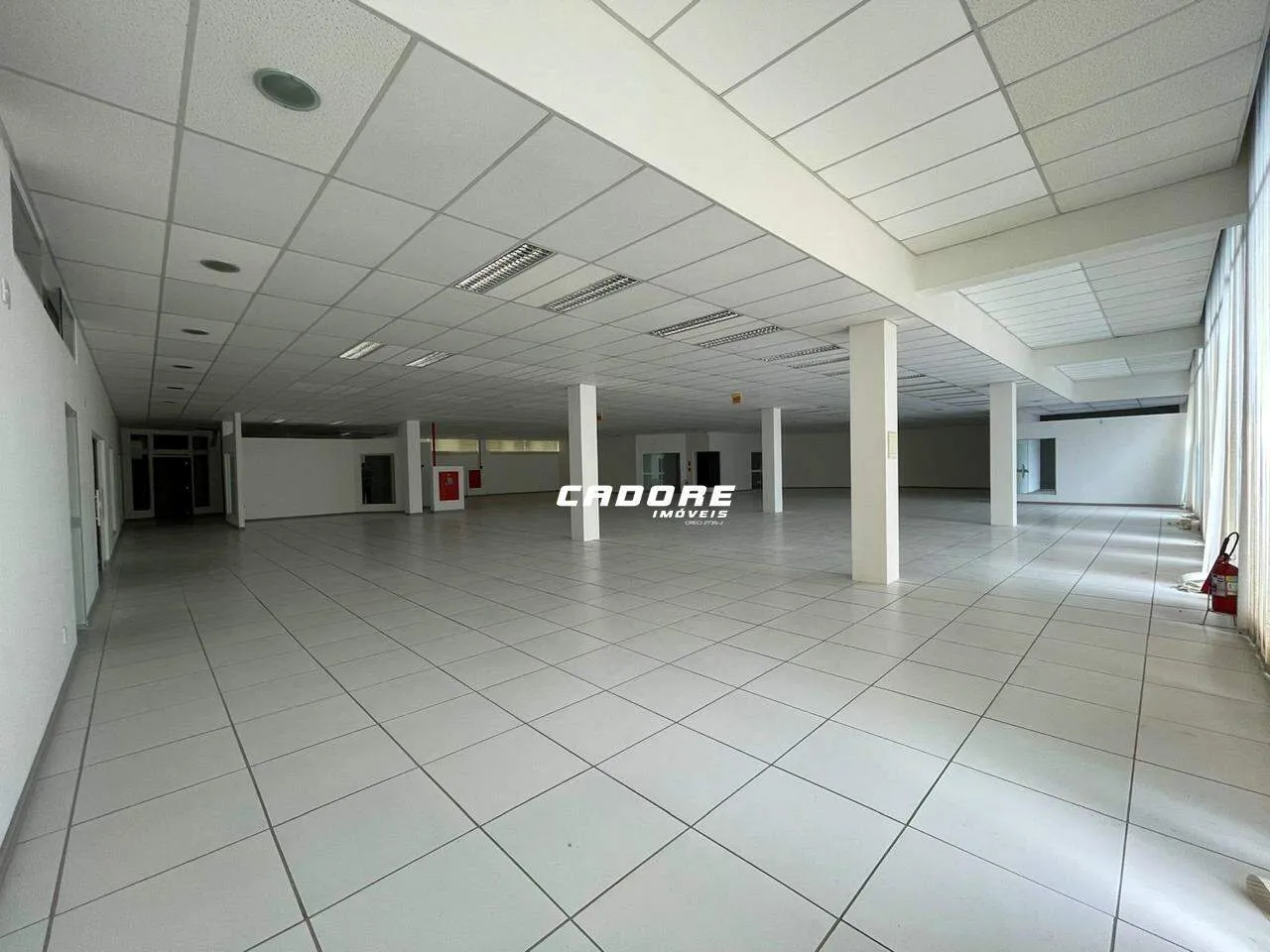 Sala comercial de 2155 mno bairro centro — foto 5