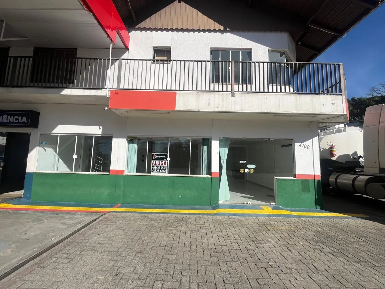 Excelente sala comercial térrea no Encano - foto 1