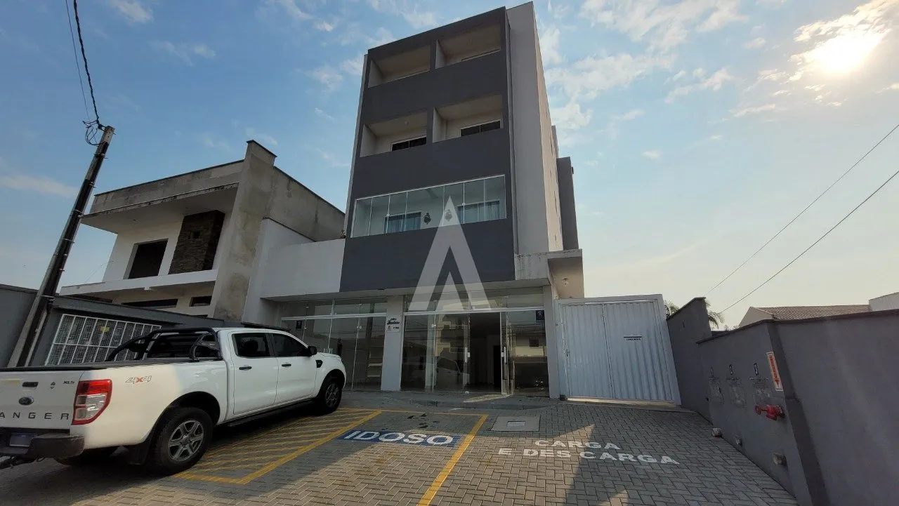 Sala Comercial à venda no bairro Fátima em Joinville, por R$ 700.000.00. — foto 2