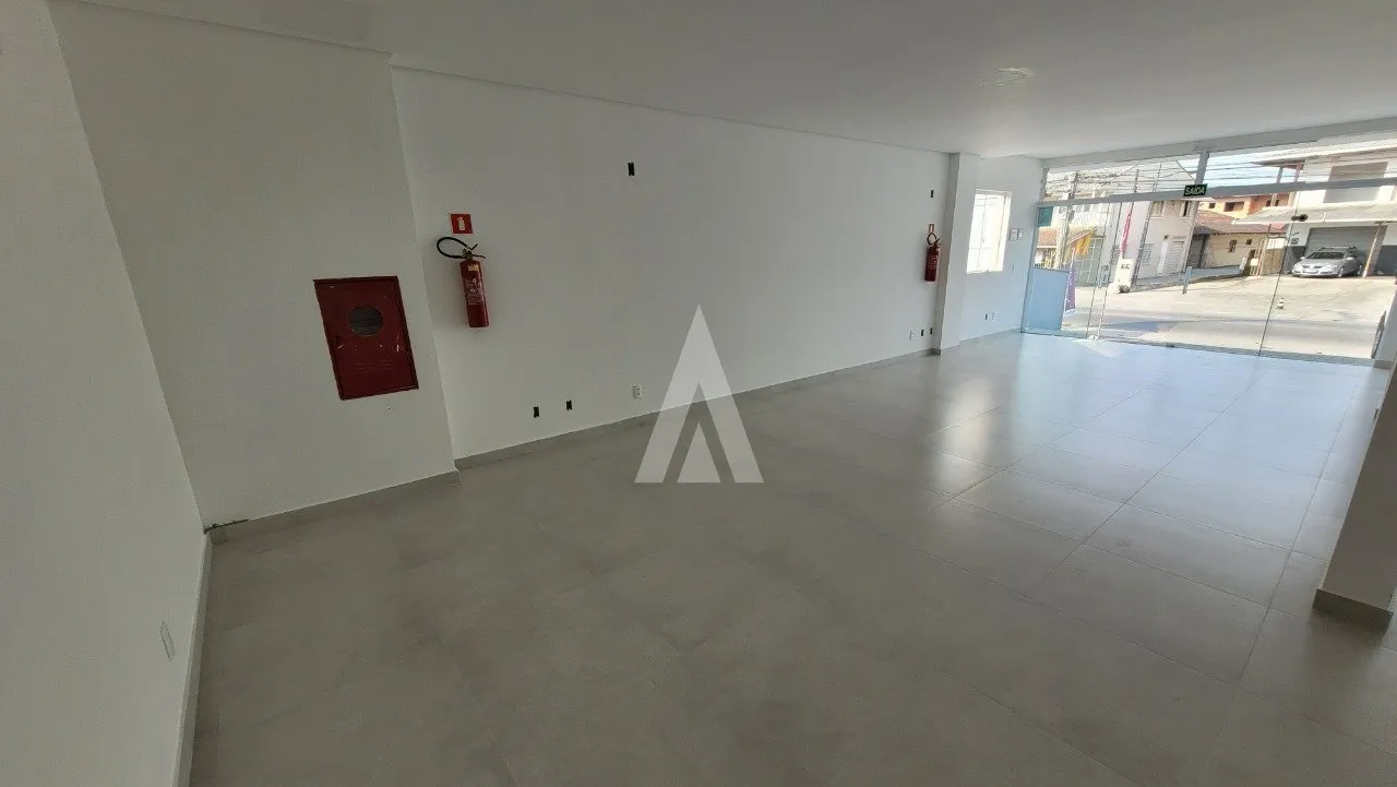 Sala Comercial à venda no bairro Fátima em Joinville, por R$ 700.000.00. — foto 6