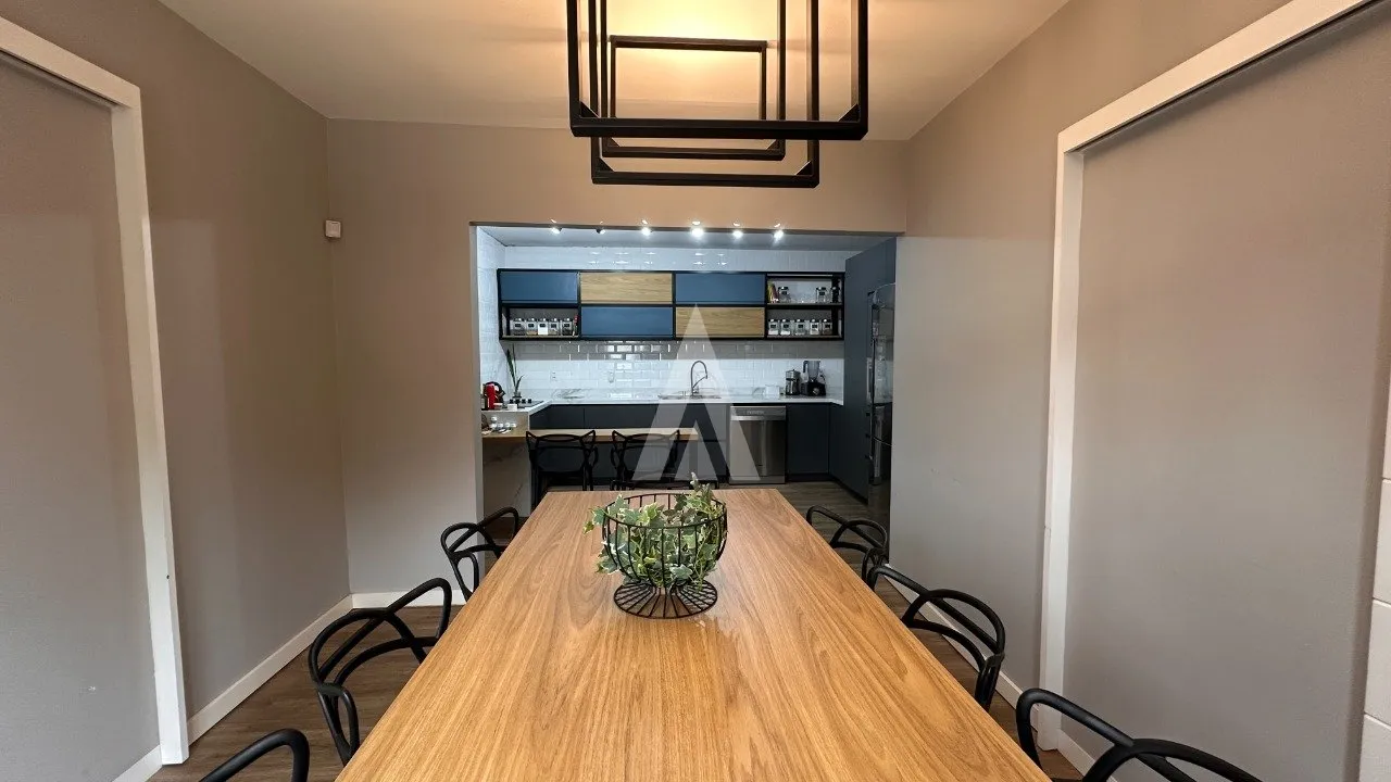 Casa Comercial à venda no bairro Bucarein em Joinville, por R$ 1.200.000.00. — foto 3