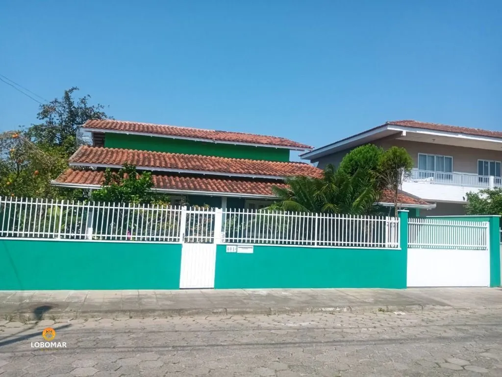 Sobrado com 3 dormitórios à venda, 112 m - Centro - Balneário Piçarras/SC - foto 1